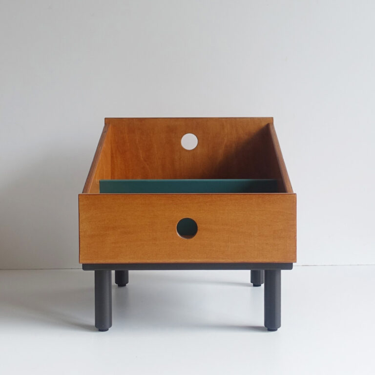 Stojak na winyle G22