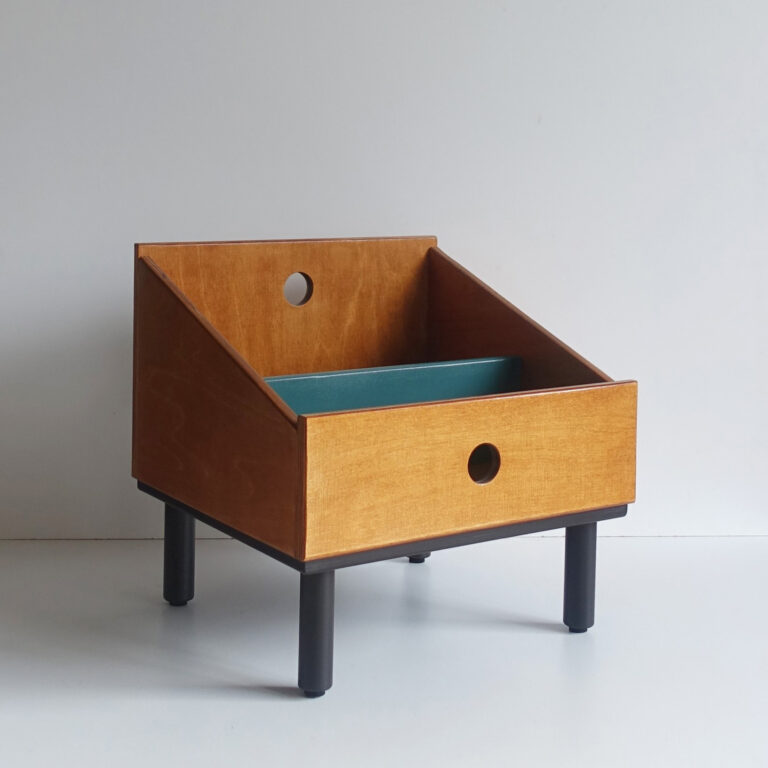 Stojak na winyle G22