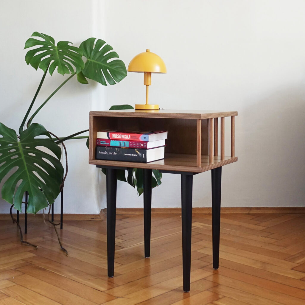 Stolik pomocnik Sn111